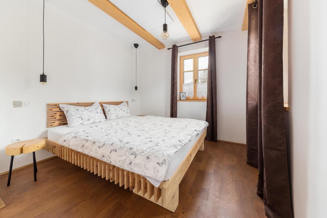 Hisa Na Soncu / Sun House Apartment Zgornje Gorje ภายนอก รูปภาพ