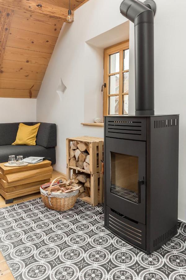 Hisa Na Soncu / Sun House Apartment Zgornje Gorje ภายนอก รูปภาพ