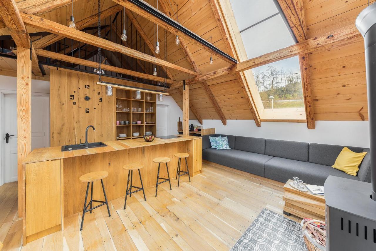 Hisa Na Soncu / Sun House Apartment Zgornje Gorje ภายนอก รูปภาพ